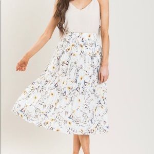 NWT Morning Lavender Pleated Floral Midi Skirt